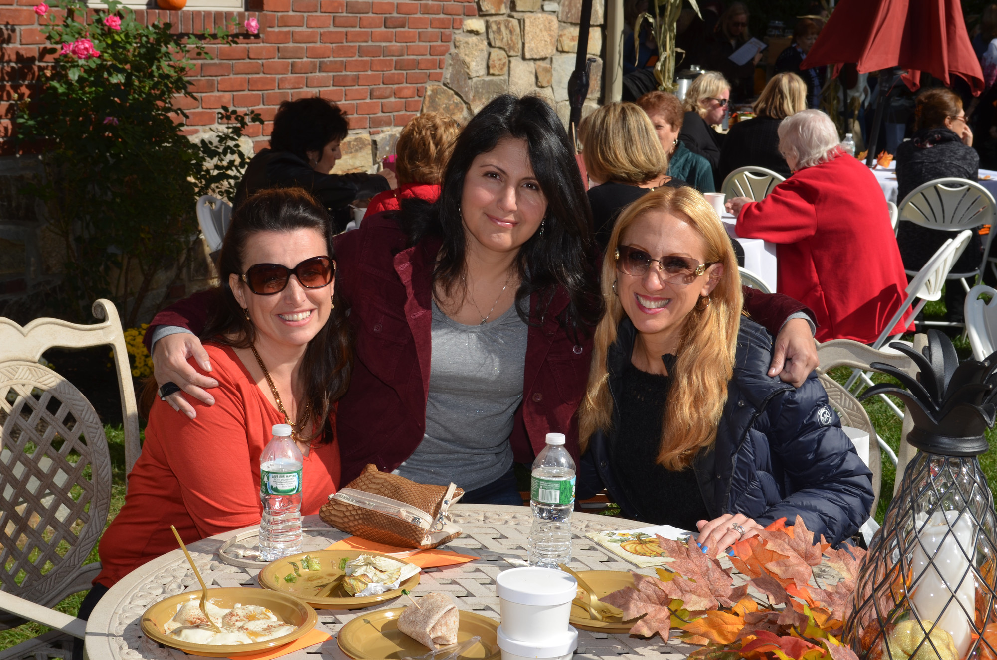 Andrea Panzavecchia, left, Nina Faust and Lauren Sklarin came out to enjoy the Garden Potpourri.