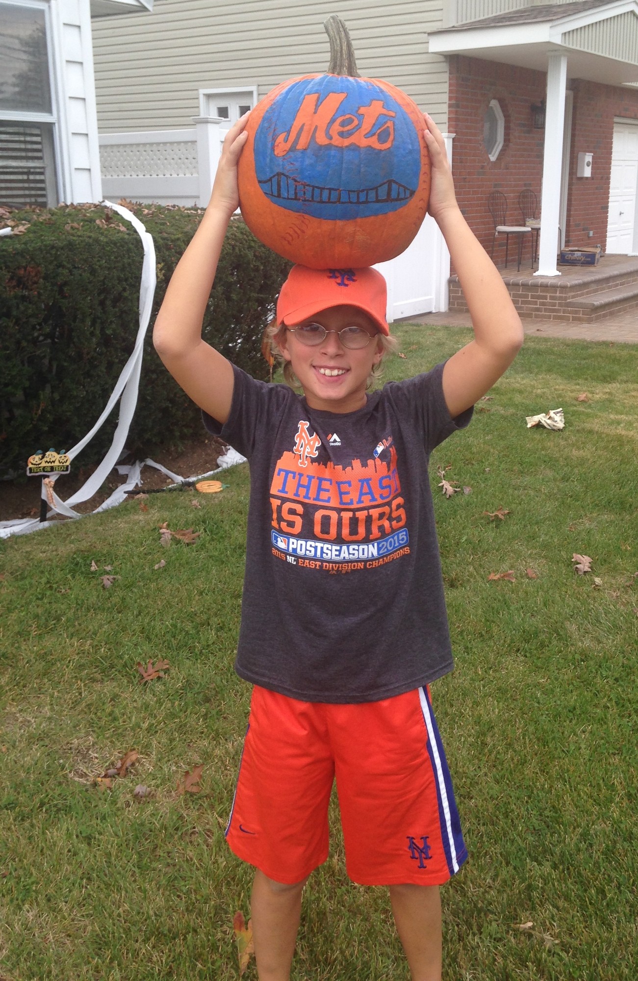 Myles Schnaier, 10, of Seaford, predicts the Mets will win the World Series.
