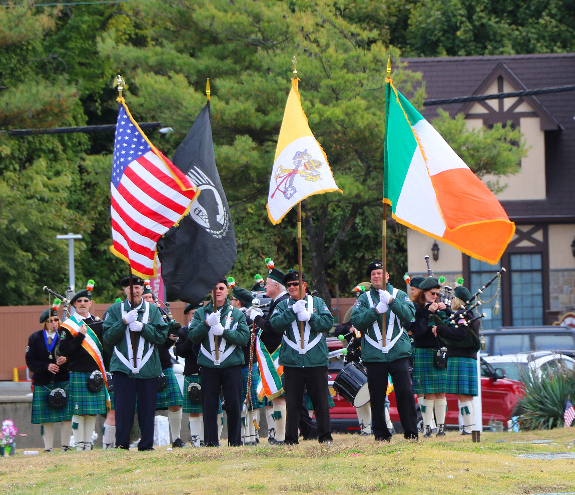 Opening Music and Presentation of Colors - Glor Na NGael Pipes and Drums of Lybrook.  AOH Division of 17 - St. Brendan the Navigator- Color Guard, Long Beach * Island Park * Point Lookout, NY