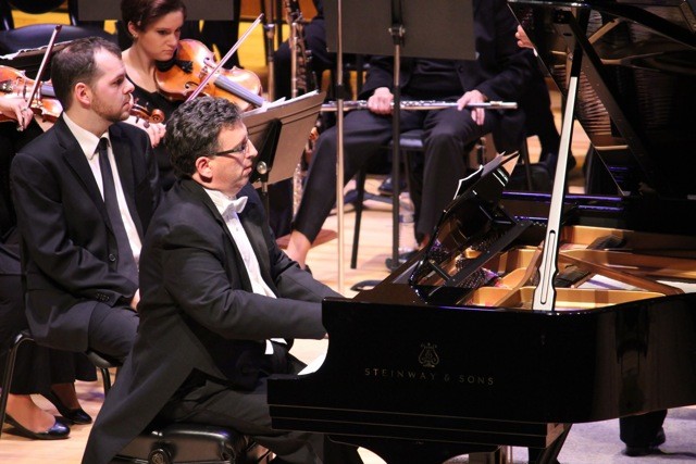 Acclaimed pianist Jeffrey Biegel, of Lynbrook, is a featured soloist at the South Shore Symphony's concert on Sunday.