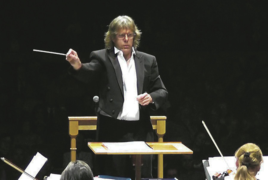 Keith Emerson was guest conductor with the South Shore Symphony in 2014.
