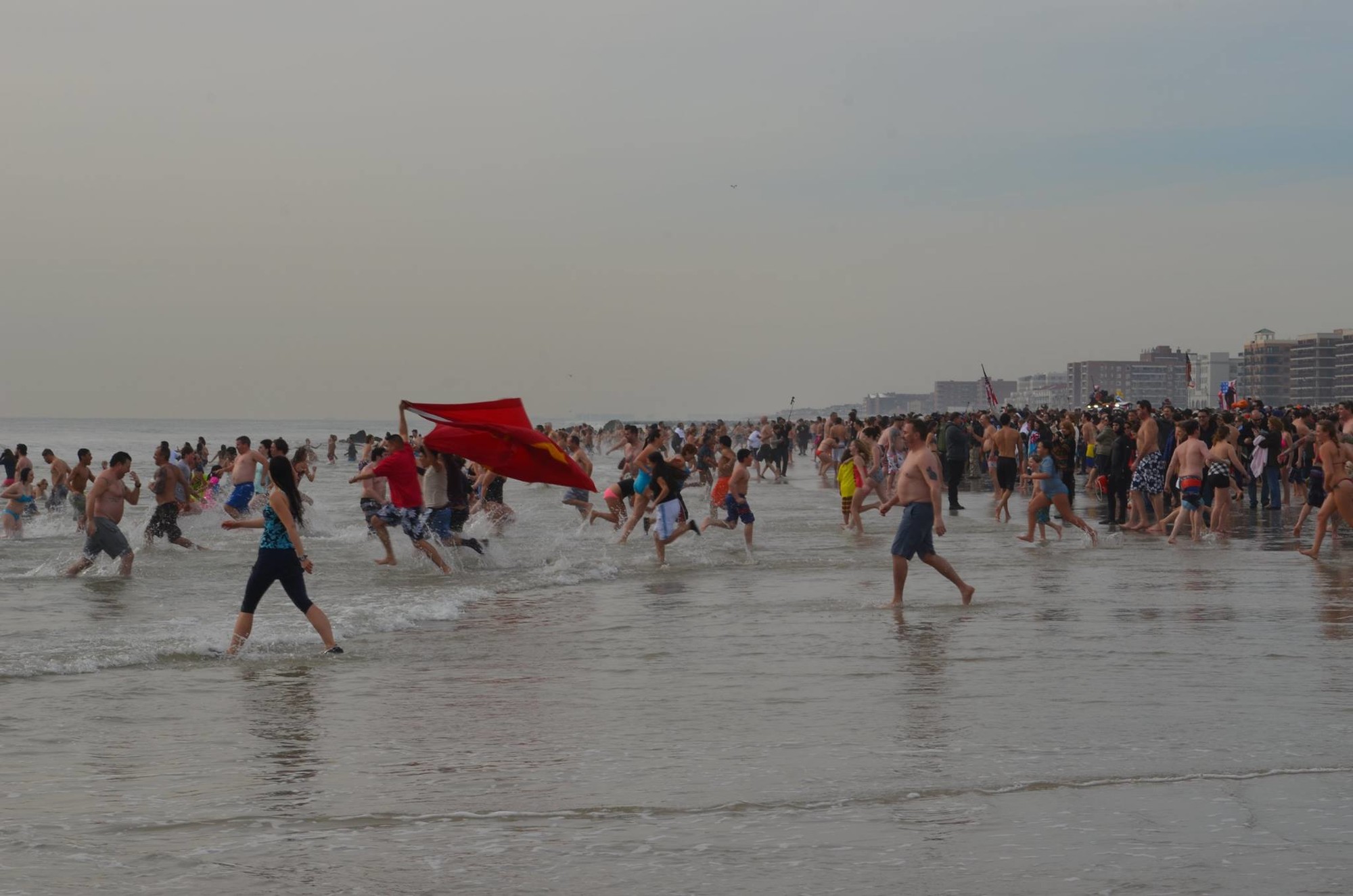 Thousands turned out for the 17th annual Polar Bear splash on Sunday to benefit the Make-A-Wish Foundation.