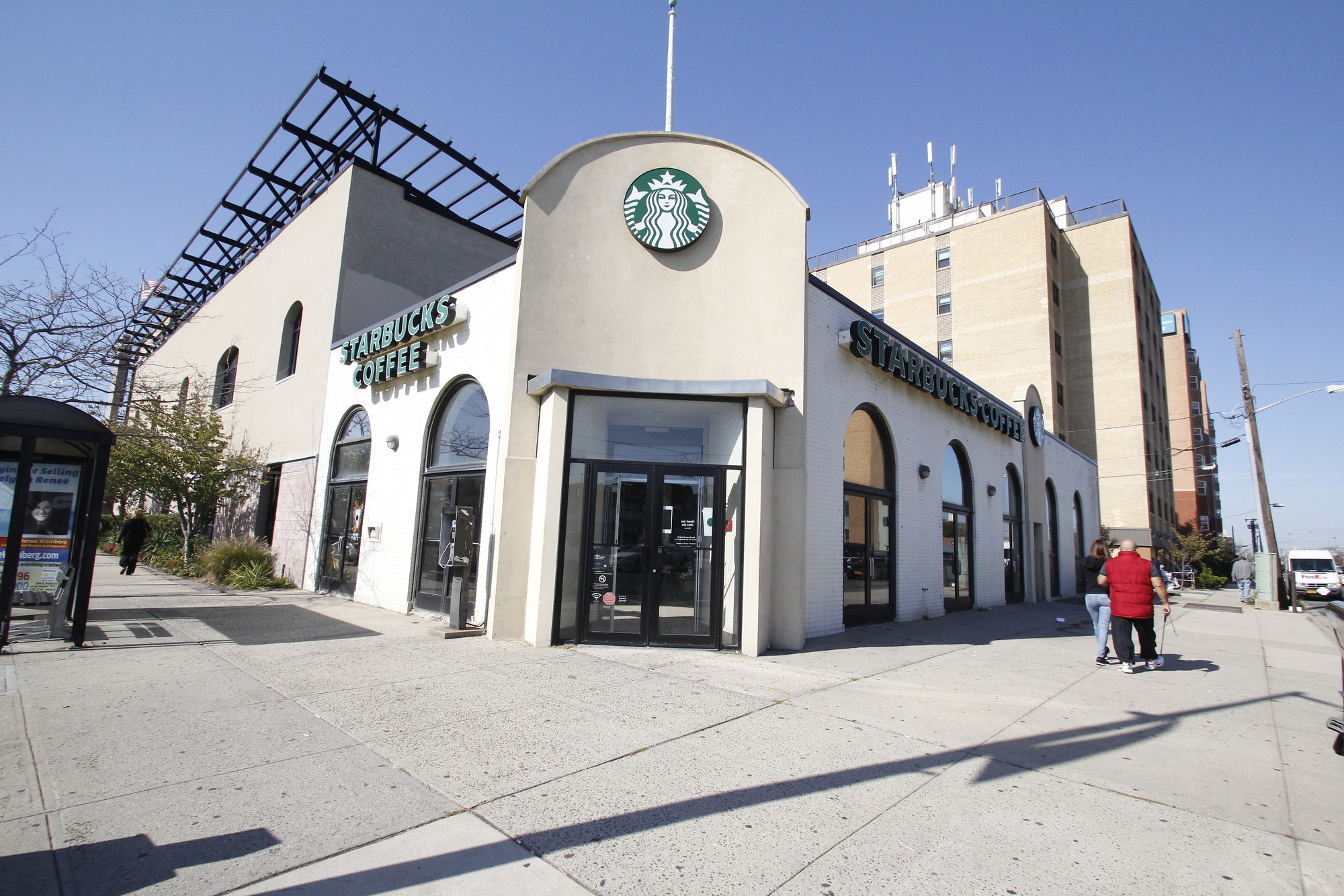 Starbucks in Long Beach was granted a license to serve alcohol from 5:30 p.m. to 10 p.m after Tuesday's SLA hearing in Manhattan.