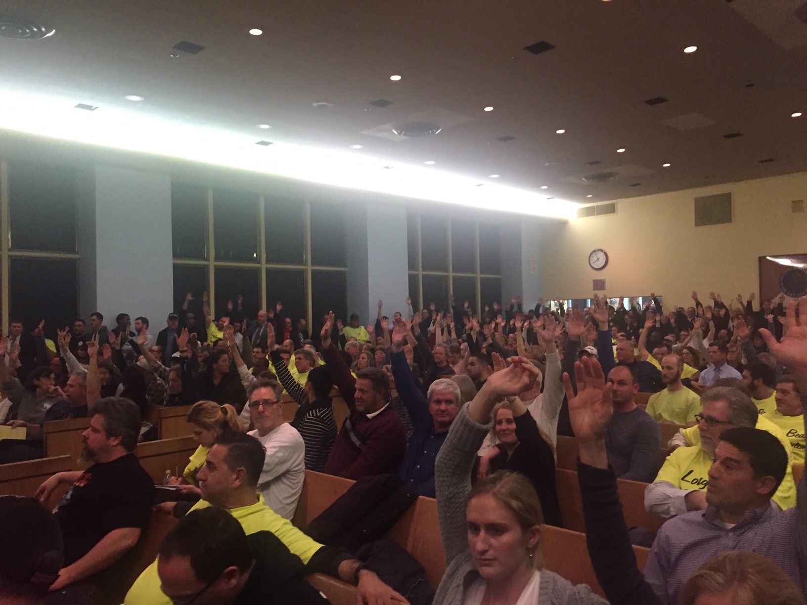 Hundreds of residents raised their hands when a speaker asked how many people in the crowd were from Long Beach. Photo by Anthony Rifilato/Herald