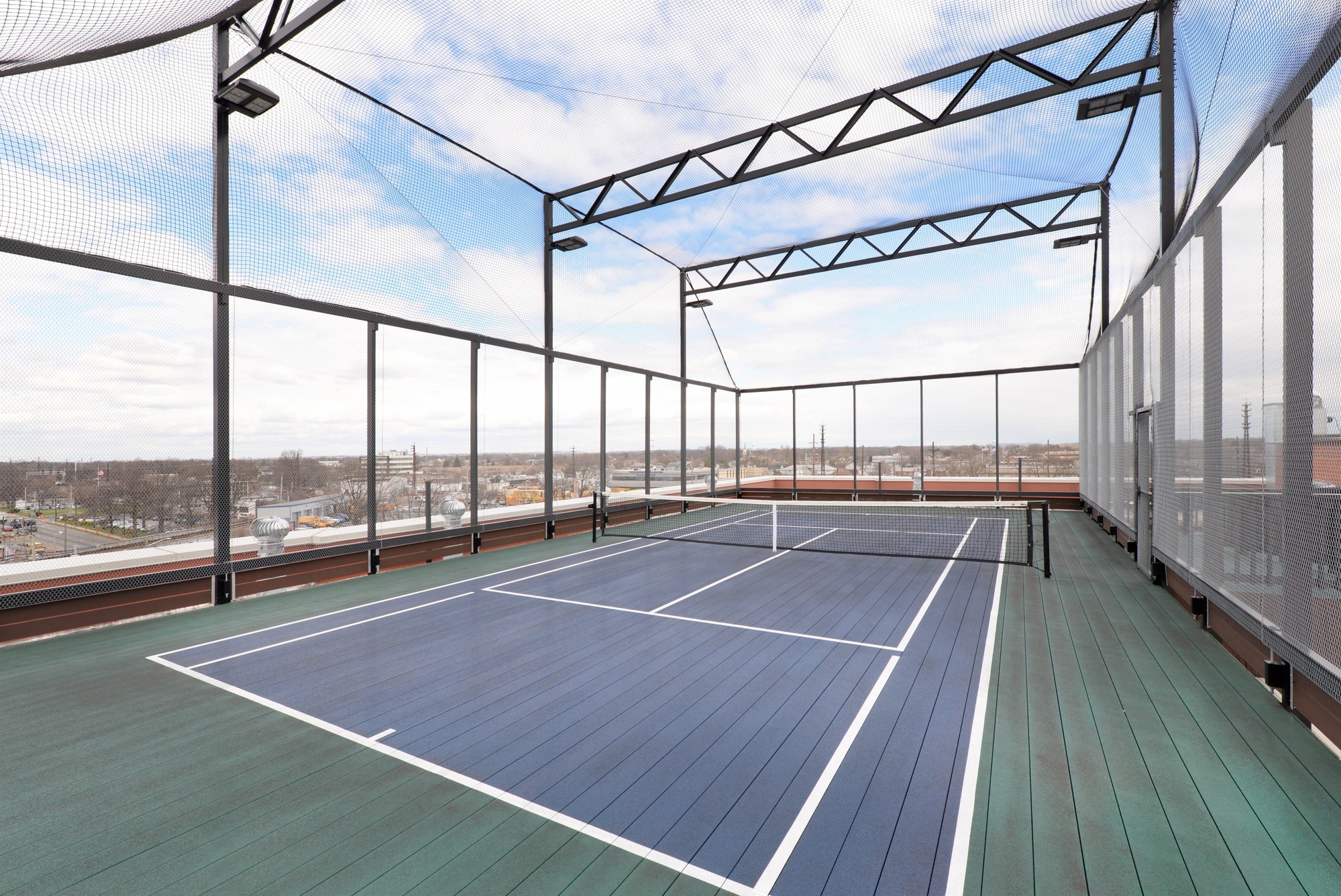 The rooftop tennis court at the Sun Valley Towers.