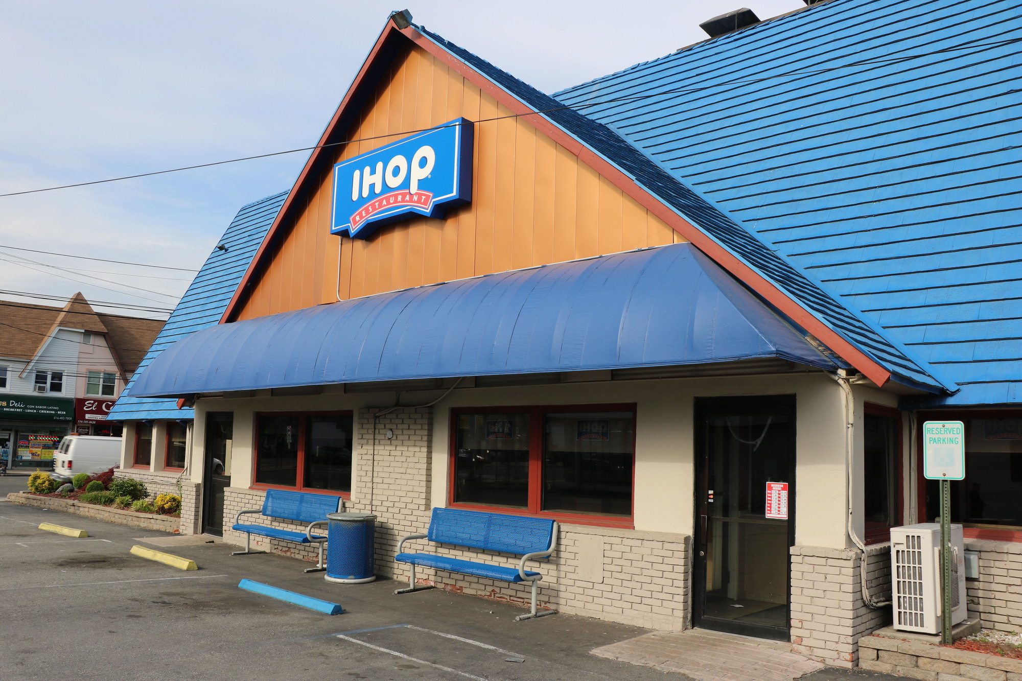 The manager of this IHOP restaurant said its doors would close at the end of the month.