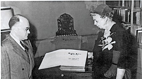 Former First Lady Eleanor Roosevelt joined Roland Gittelsohn, the temple’s first rabbi, for Shabbat services in 1953.