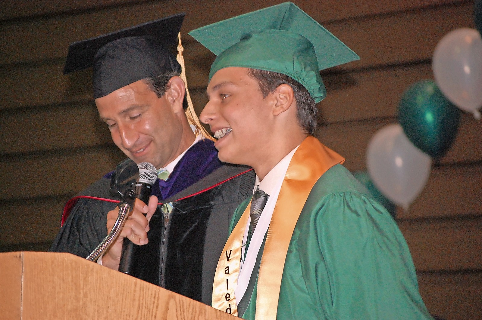 Principal Scott Bersin introduced valedictorian Nicholas Faranda.