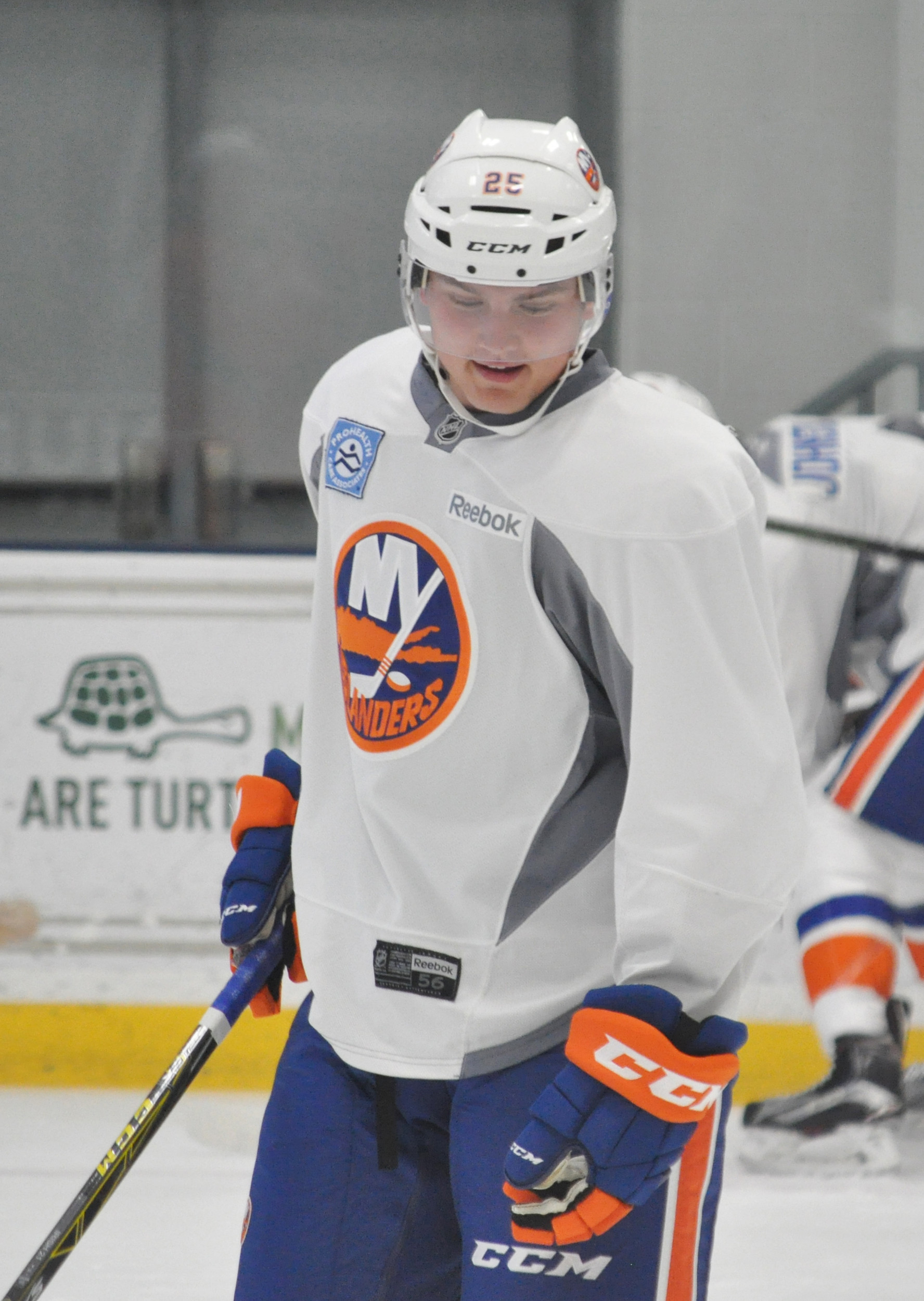 Isles first-round draft pick, Kieffer Bellows, taken No. 19 overall, is committed to Boston University next season.