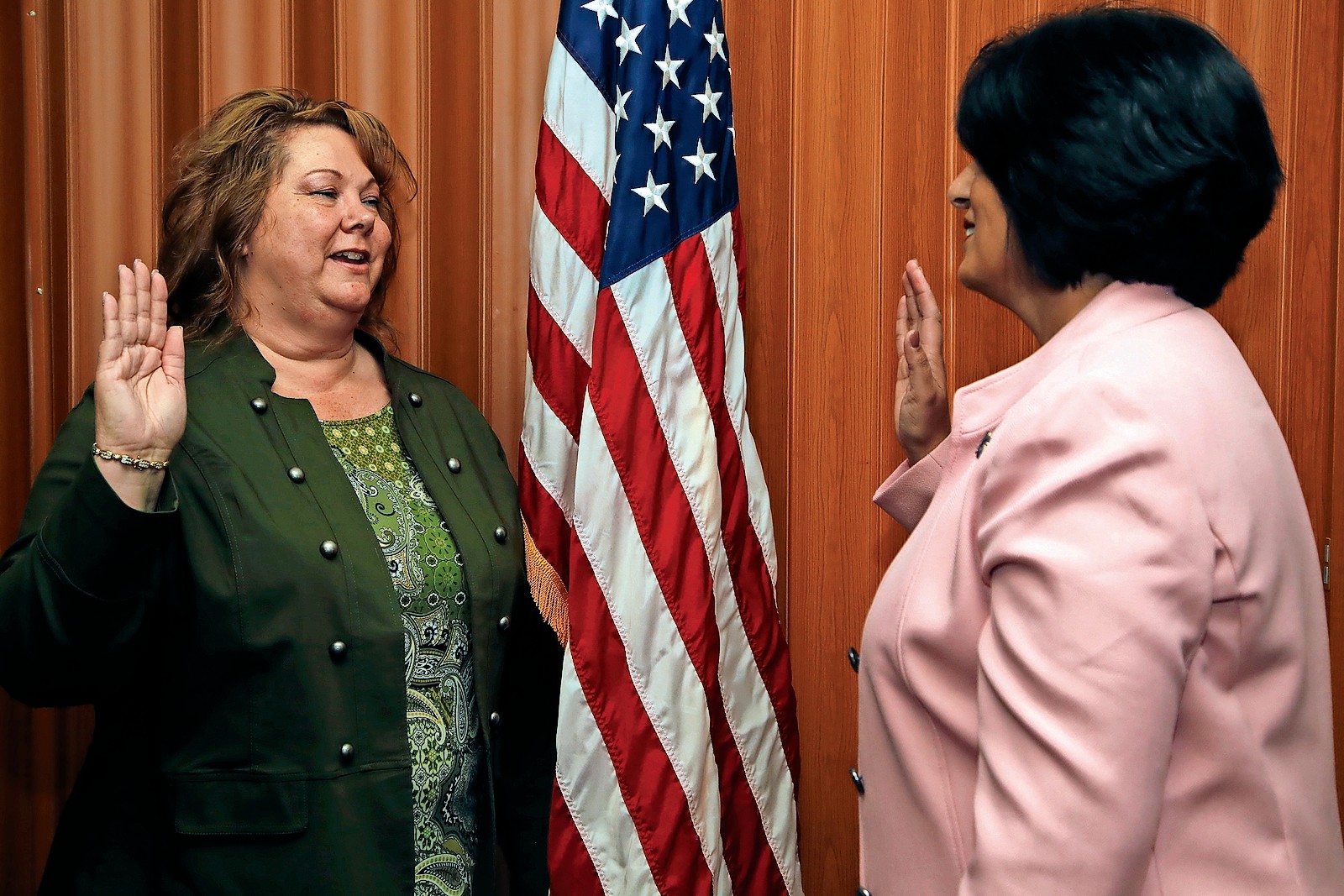 Karen Cass, left, was installed as president at a ceremony at Il Felice on Jan. 17.