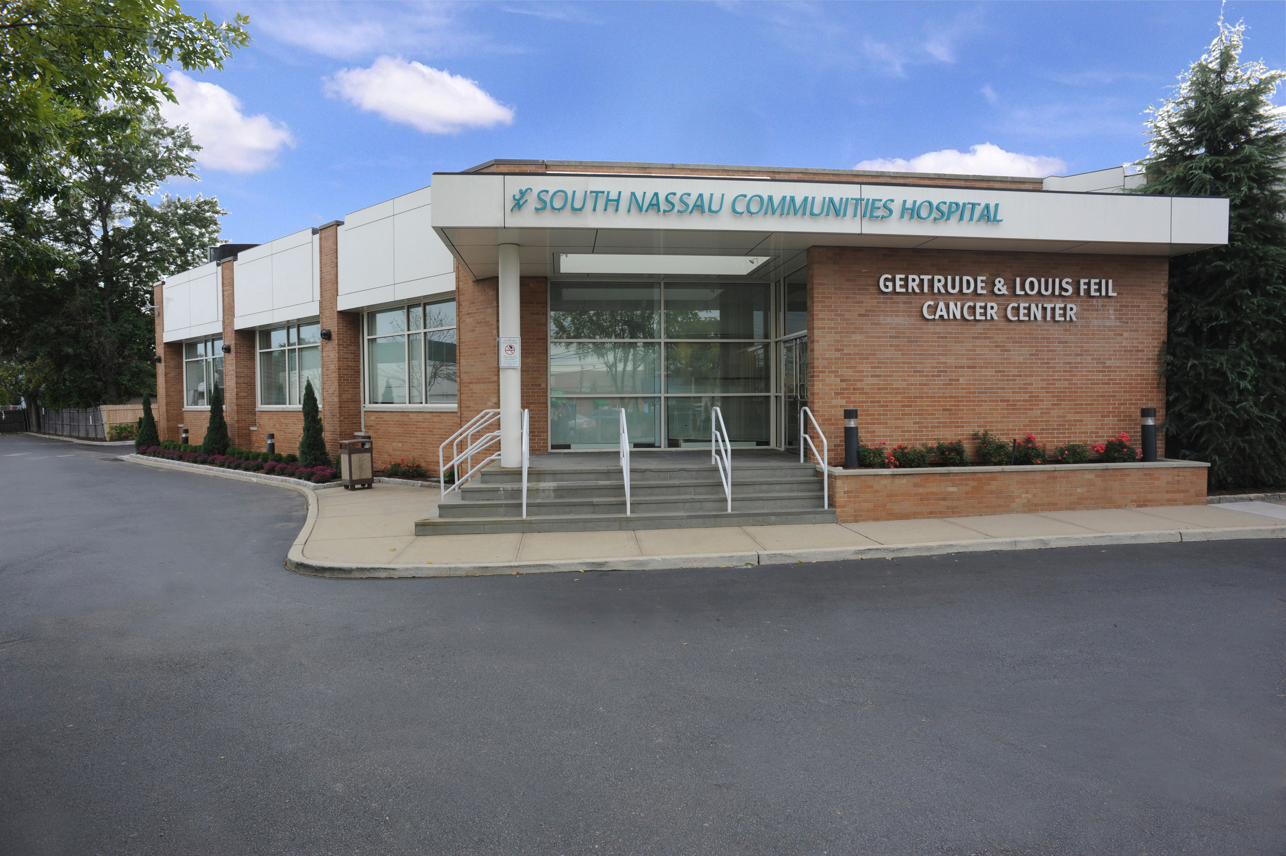 The Feil family donated $3 million to help expand the Gertrude & Louis Feil Cancer Center in Valley Stream.