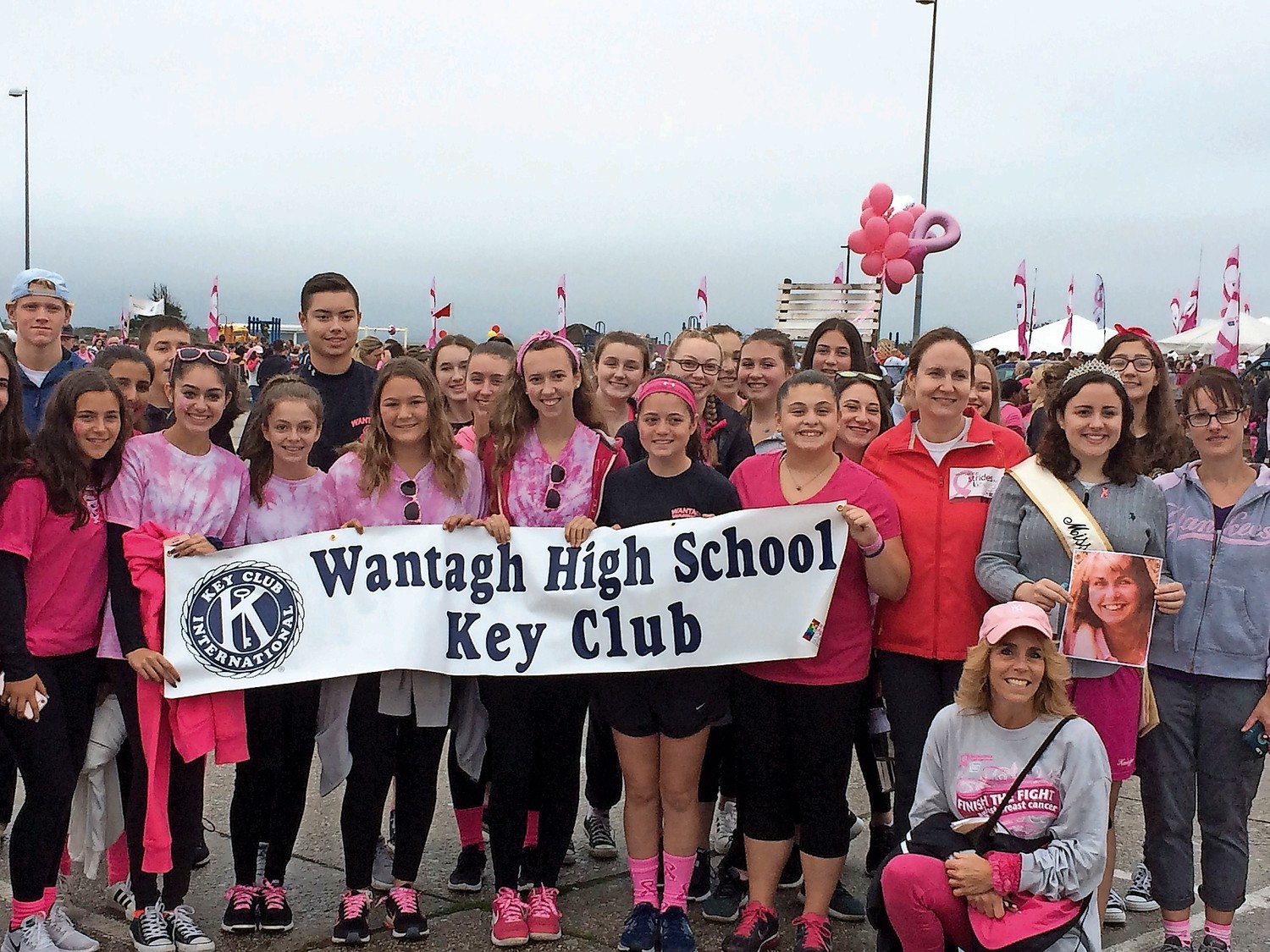 The Wantagh High School Key Club attended the Making Strides Against Breast Cancer 5K walk at Jones Beach State Park on Oct. 15.