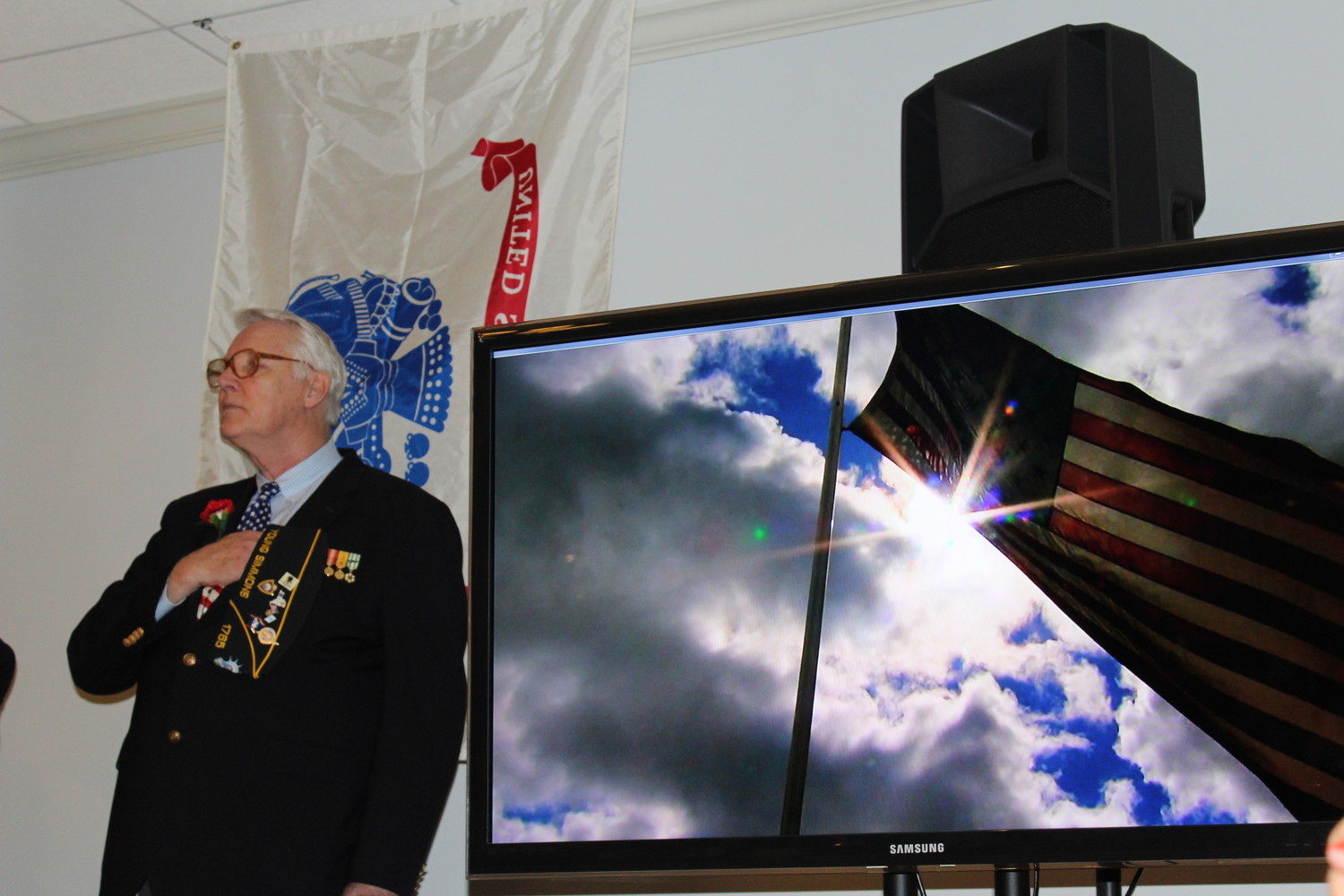 Glen Cove resident Fred Nielsen recited the pledge of allegiance at last year’s Heroes Among Us charity dinner.