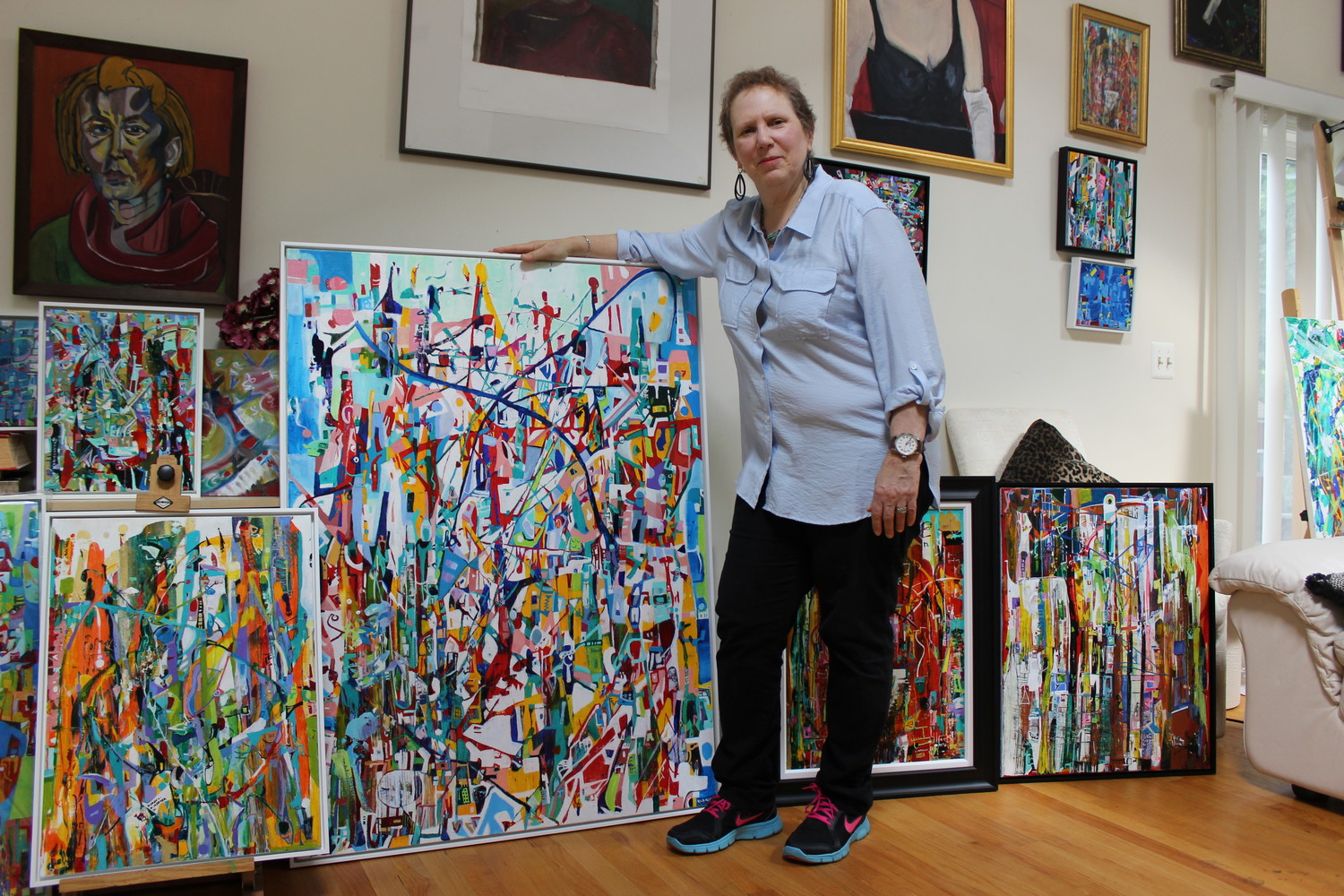 Karen Kirshner is an artist from East Meadow who specializes in abstract surrealism.