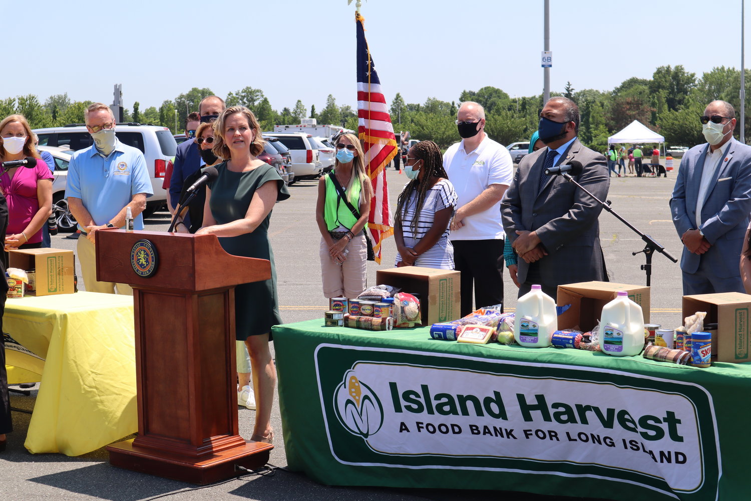Nassau County Executive Laura Curran kicked-off the event, which was a partnership with non-profit Island Harvest.