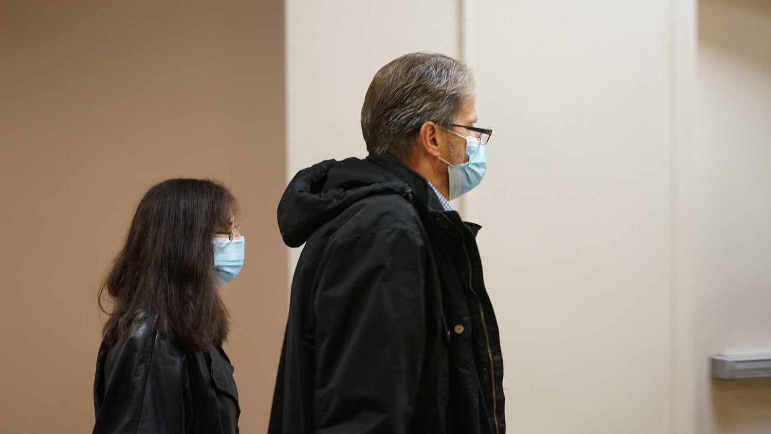 Valley Streamers Mindy Canarick and John McEneaney at the First District Courthouse, where they were re-arraigned on misdemeanor charges Friday.