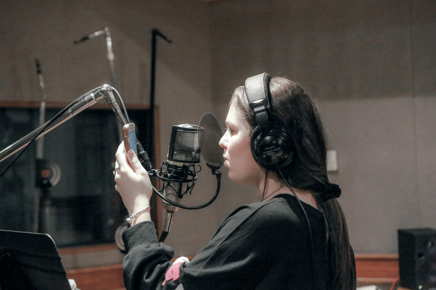 Horowitz said that each song featured in the documentary represents a different point in her mother’s journey, and every lyric has a specific meaning.