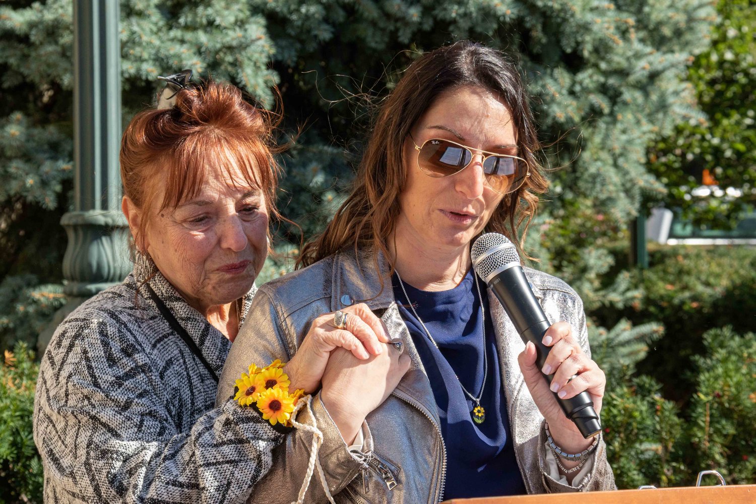 It was an emotional event for Viki’s mother and sister, Rosemarie and Nicole Sorrentino.