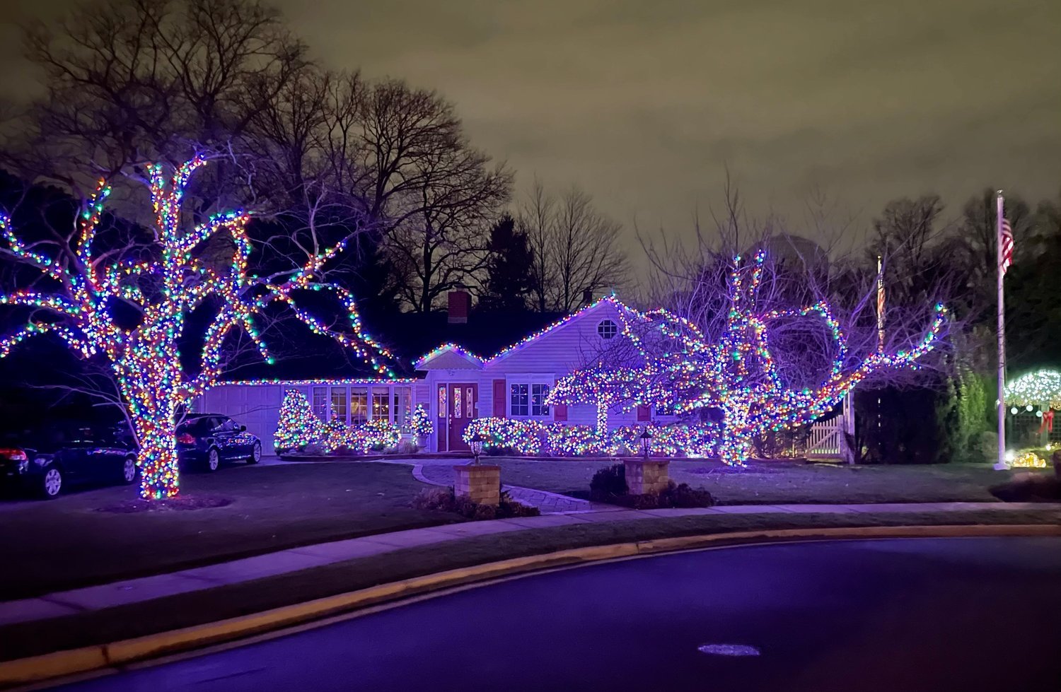Rockville Centre is bringing back its RVC Holiday Lights competition this year. Above, a home on Voorhis Avenue during last year’s inaugural event.
