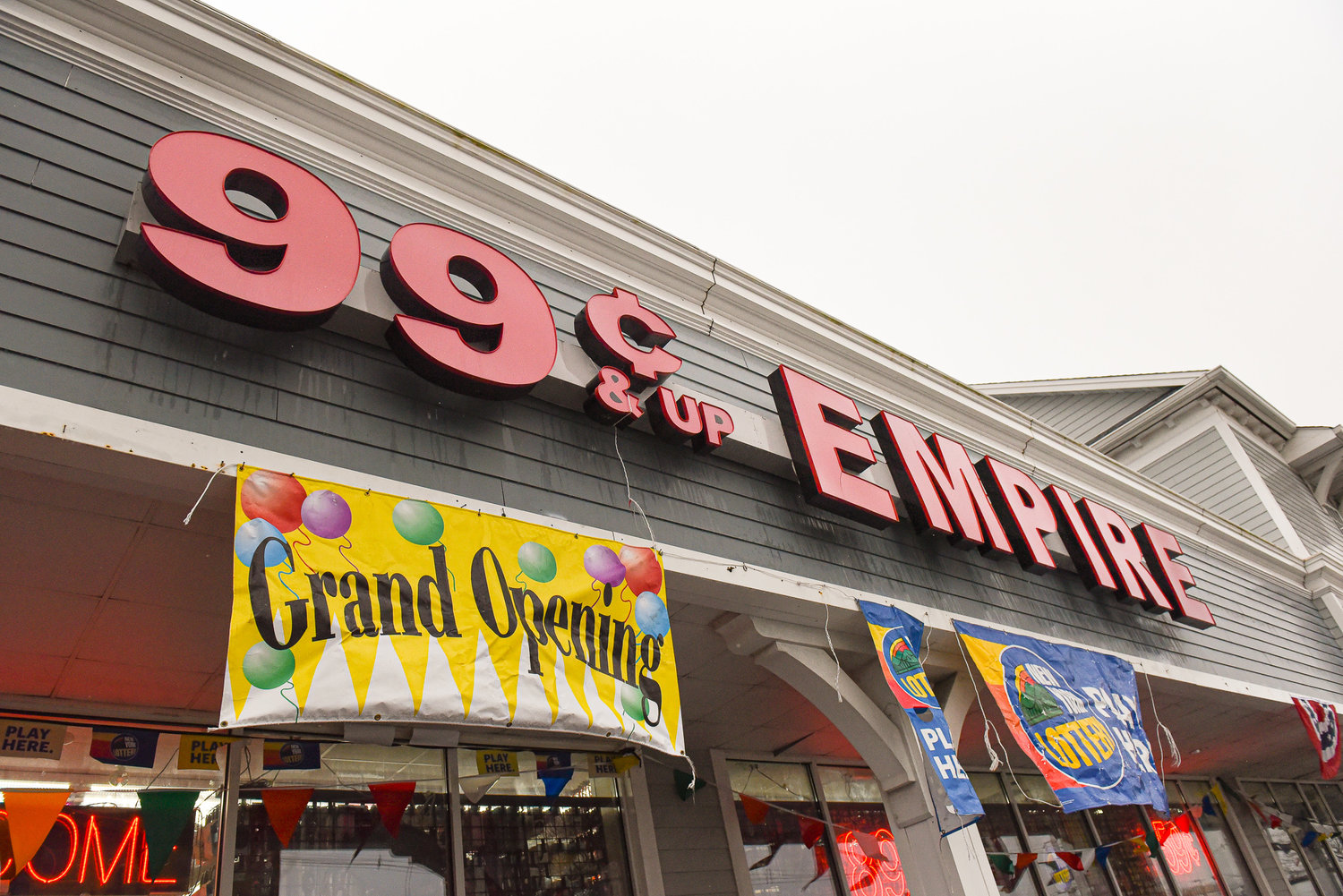 99¢ & Up Empire has reopened -- 8 months after a speeding car crashed into the wall that divided it from the Subway next door.