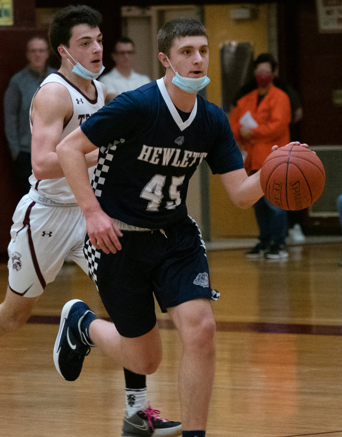 Junior Ryan Weiss poured in 46 points Feb. 18 to help lift the Bulldogs over Roslyn in double OT, 80-79, in a Nassau Class A playoff game.