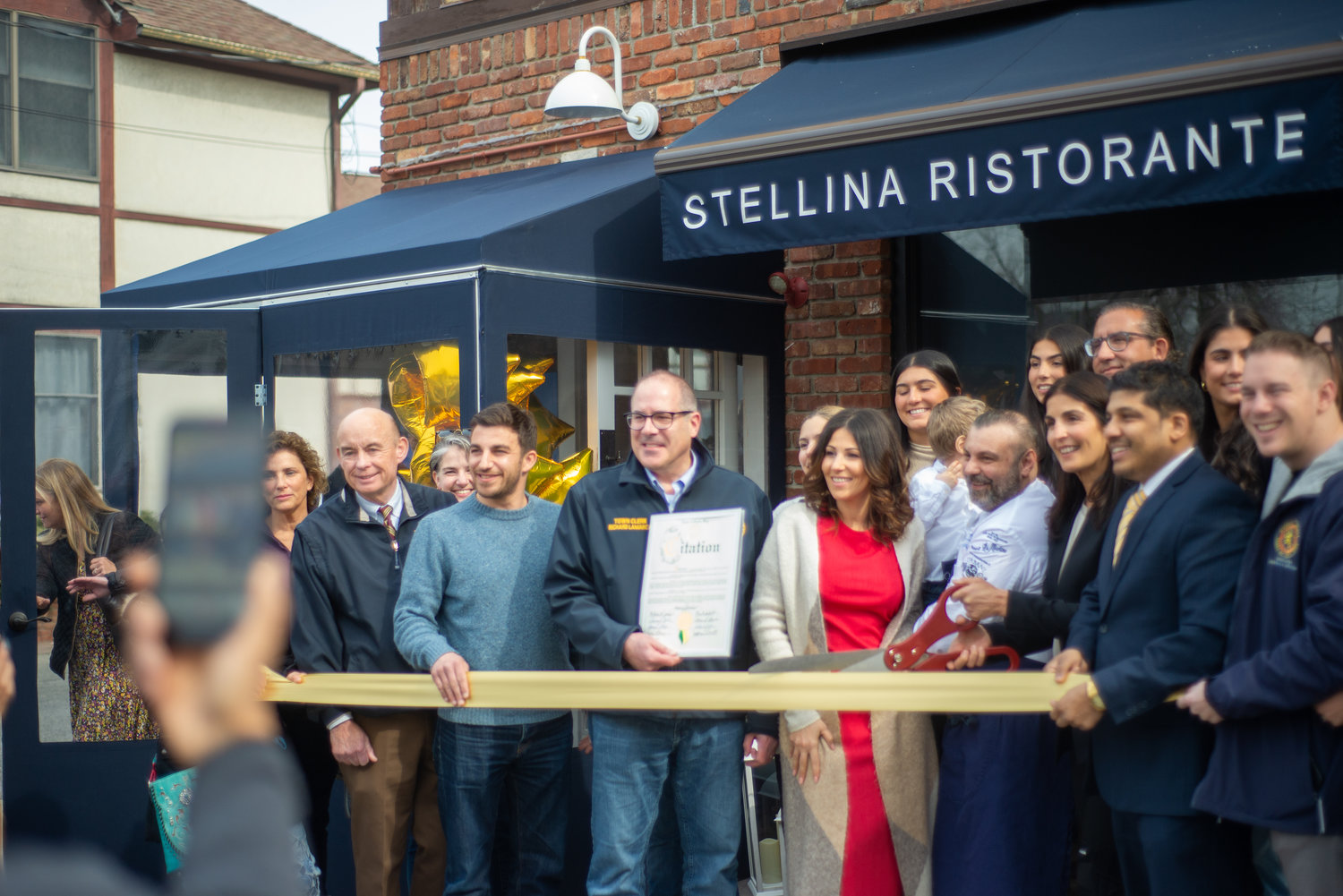The chamber and town welcomed Stellina, a new Italian restaurant in the hamlet.