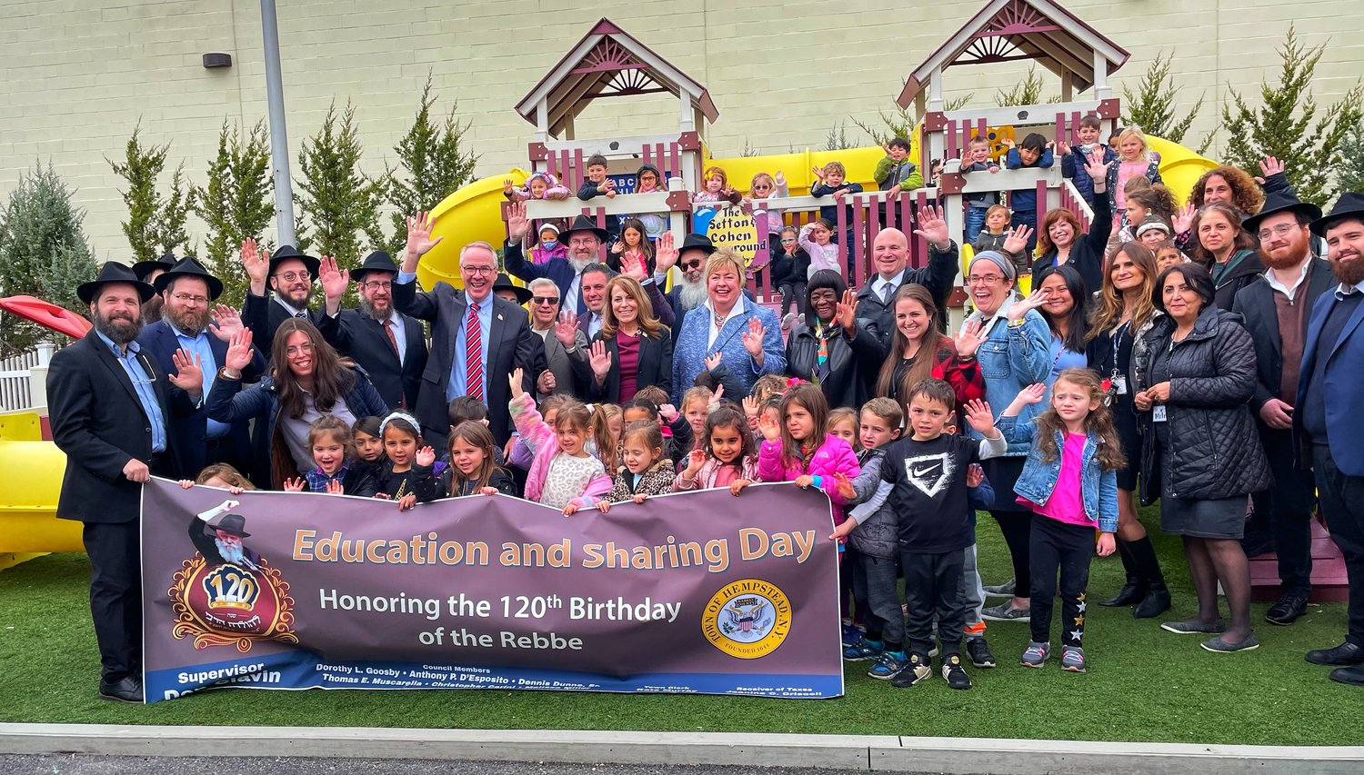 It was a community affair in Merrick last week when Town of Hempstead officials and Chabad rabbis from across Nassau County gathered to honor Rabbi Menachem Mendel Schneerson on what would have been his 120th birthday.