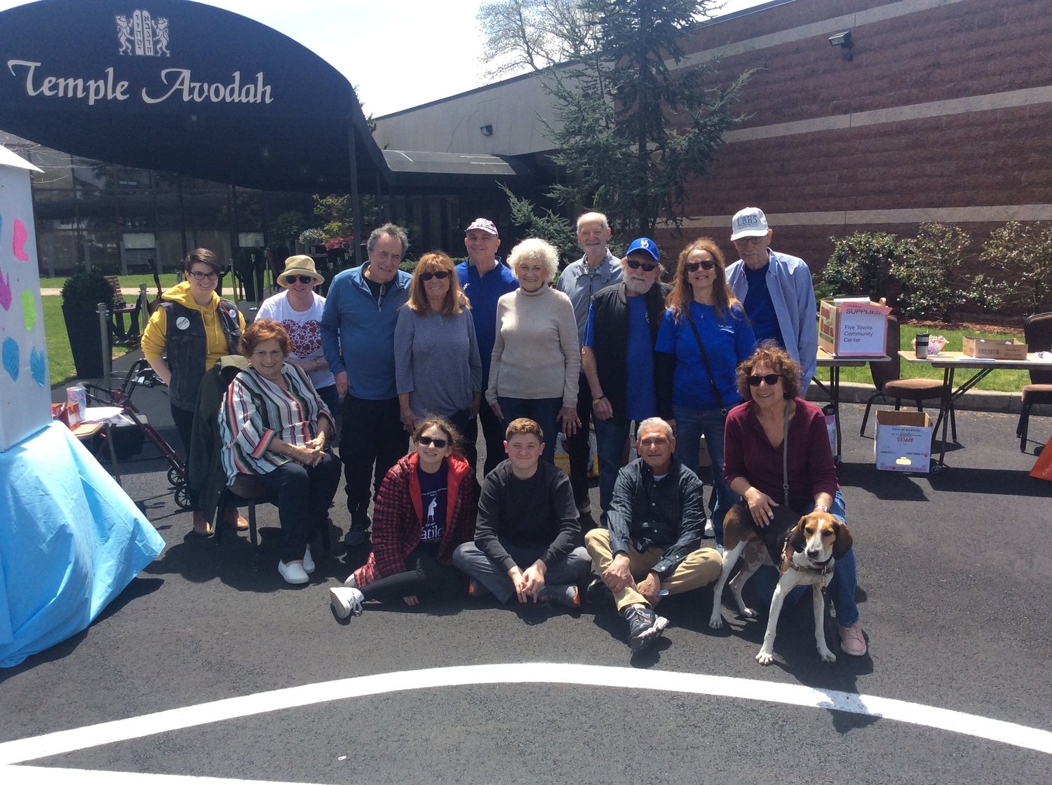 Sunday, May 1, was a beautiful day to do good deeds at Temple Avodah.