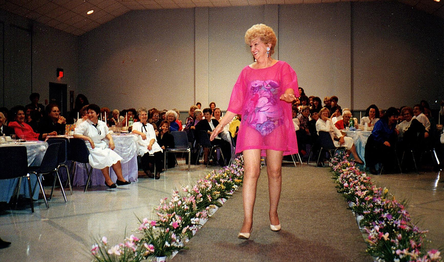 At the St. Rocco’s fashion show in 1993, she even modeled the swimsuit collections. She was one of the oldest women to have walked the runway for the fundraiser.