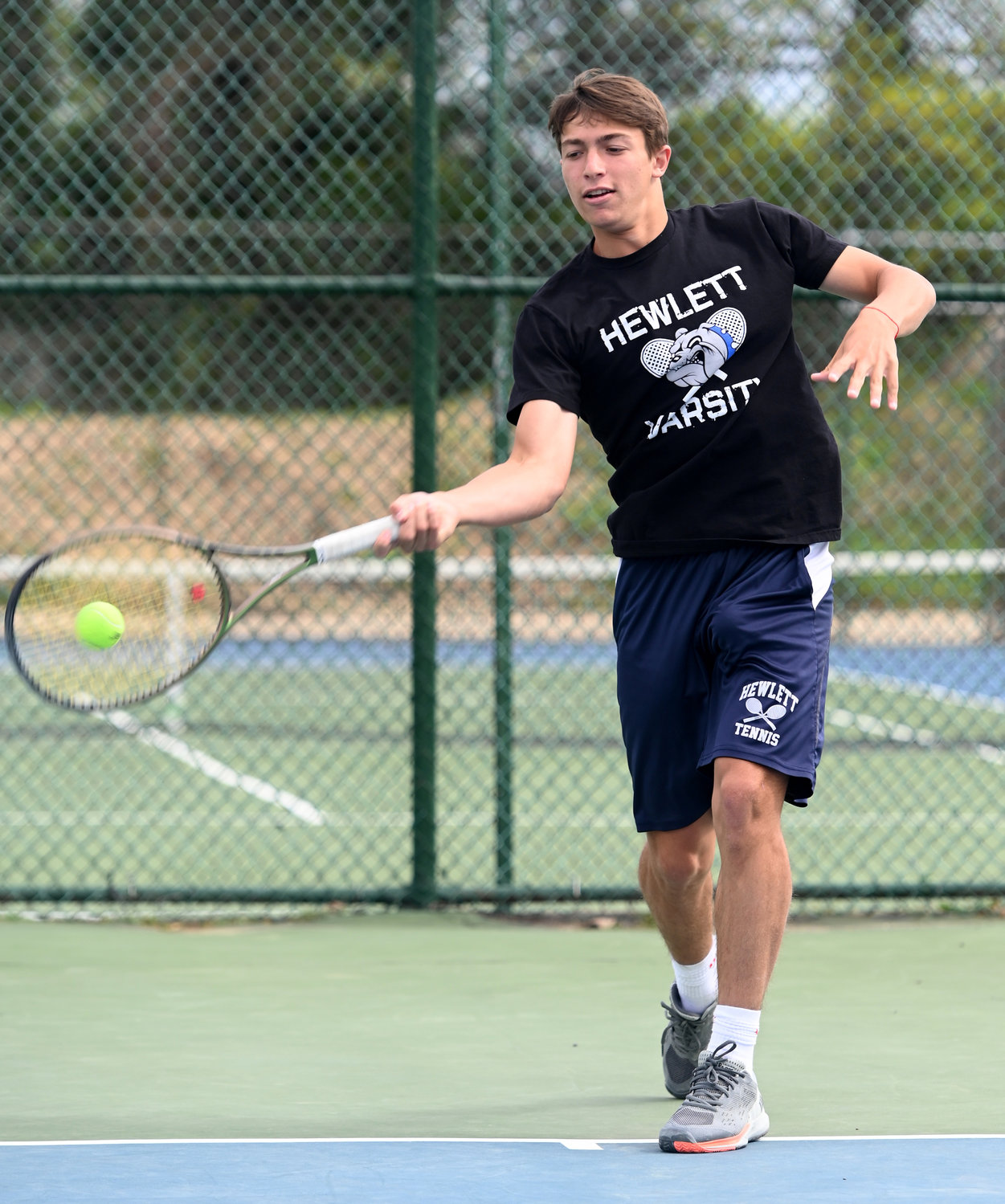 Hewlett junior Stephan Gershfeld defeated Great Neck South's Albert Hu, 6-0, 6-3, on Sunday afternoon to repeat as Nassau County boys' tennis singles champion.