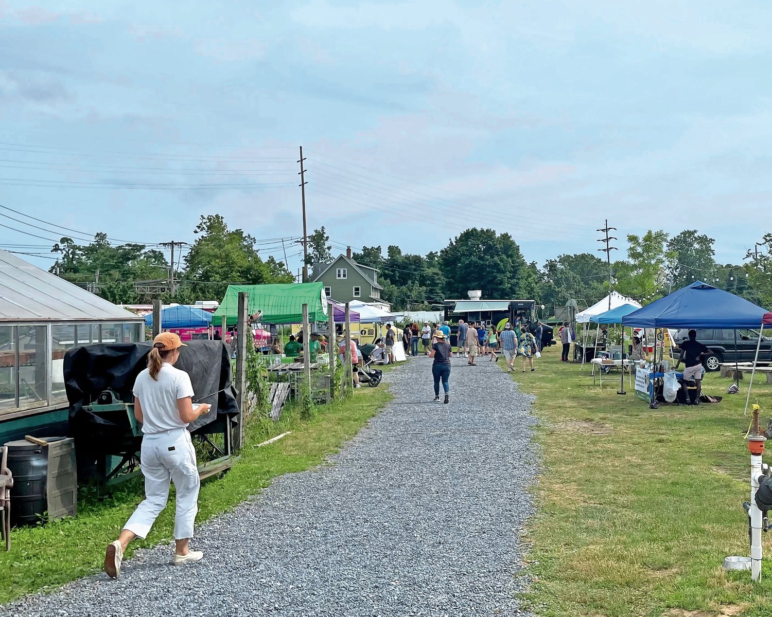 Local vendors, food trucks, and animal activism organizations came to one of Nassau County’s last few operating farms on Sunday.