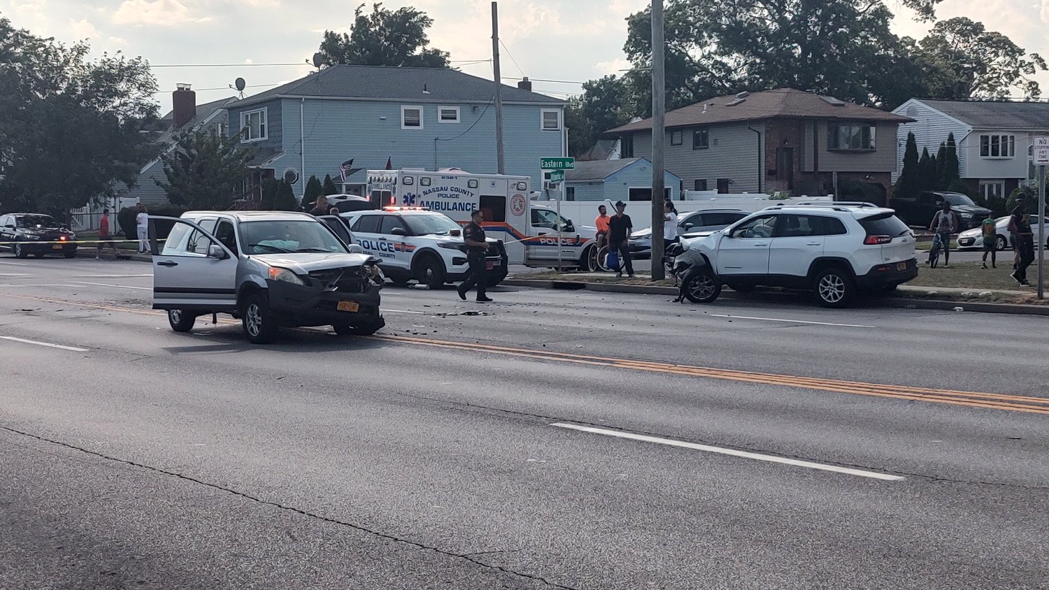 Car accident on Easten Blvd. and Atlantic Ave.