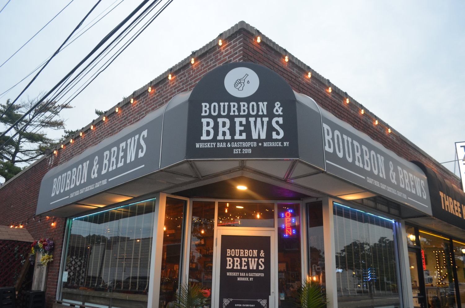 Bourbon & Brews, a craft beer and bourbon bar in Merrick, hosted a charity comedy night to raise funds for St. Jude’s Children’s Research Hospital.