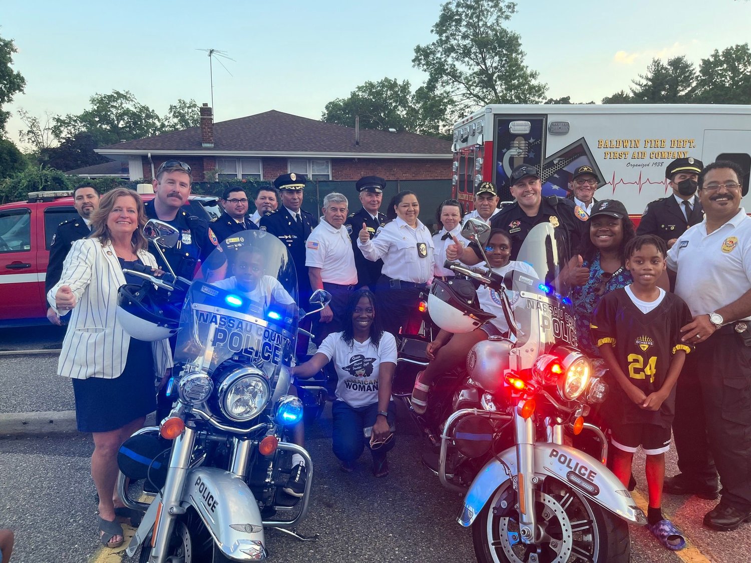 Co-host Assemblywoman Judy Griffin with Nassau County Police Department and National Night Out attendees.