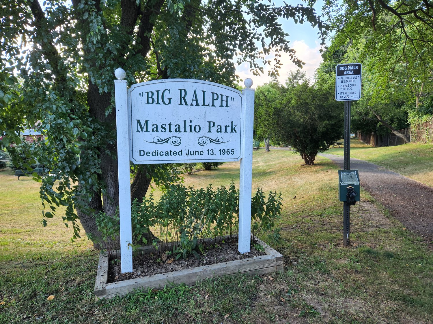 In 2013, Big Ralph Park was rededicated to Big Ralph Mastalio, who served in both World War I and World War II. He received the Bronze Star and Purple Heart. Mastalio, who was committed to the city, volunteered as a fireman for Glen Cove for 32 years.