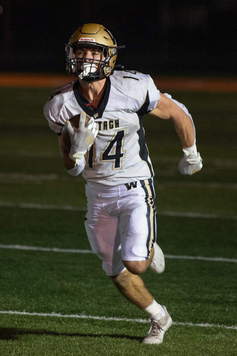 Senior Nick Cupelli was the catalyst in Wantagh’s 28-6 victory at Carey last Friday night with 267 yards rushing and three touchdowns.