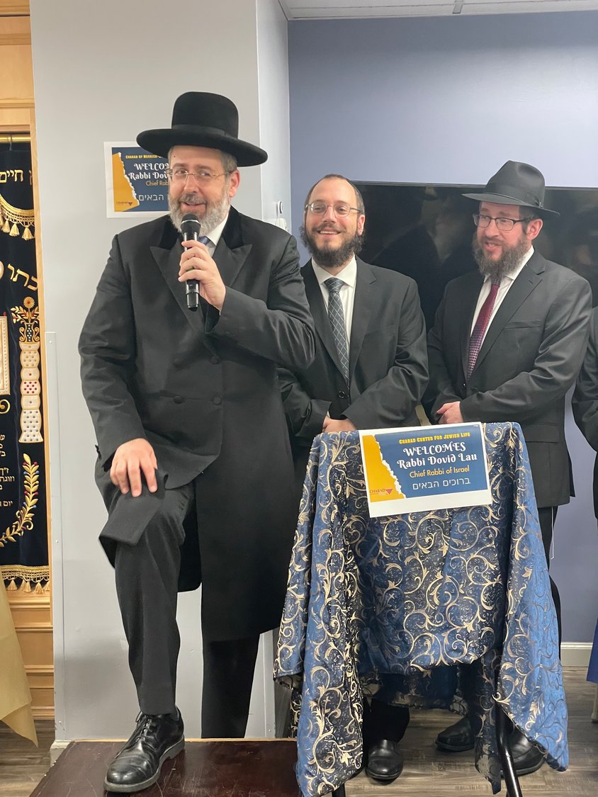 Following a busy morning at the Chabad Center for Jewish Life last Sunday, Lau, the chief rabbi of Israel, met its members and offered some wisdom on issues facing the greater Jewish community.
