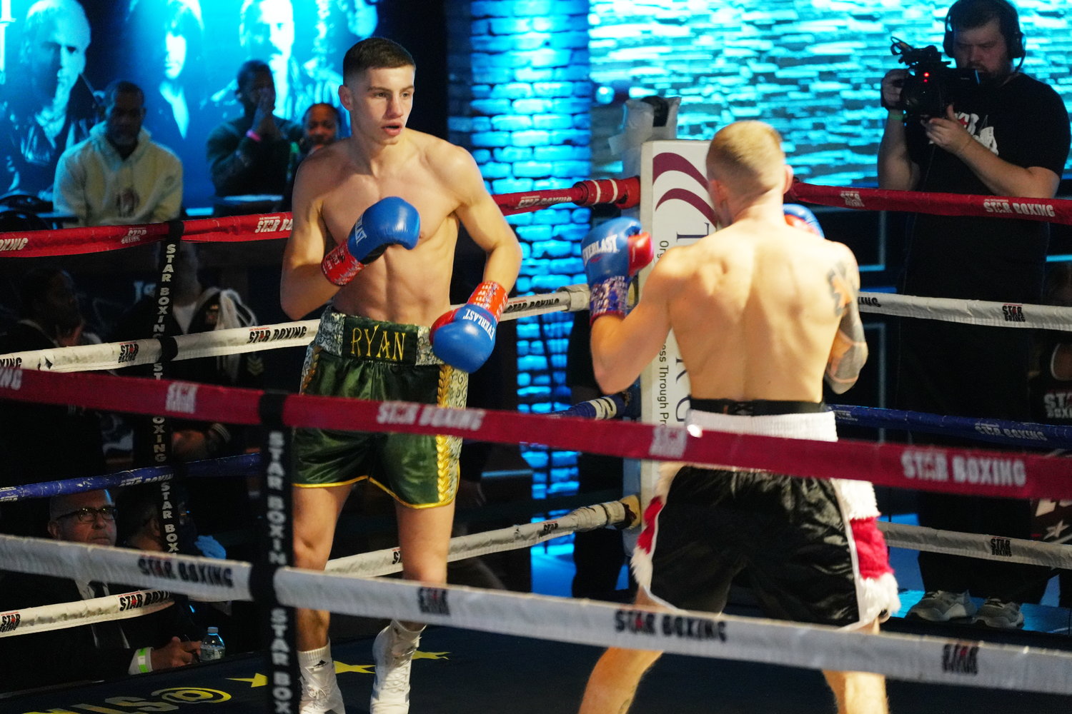 Ryan O’Rourke, left, from Ireland, made his American boxing debut against Andreas Maier, of Germany, last Thursday at Mulcahy’s.