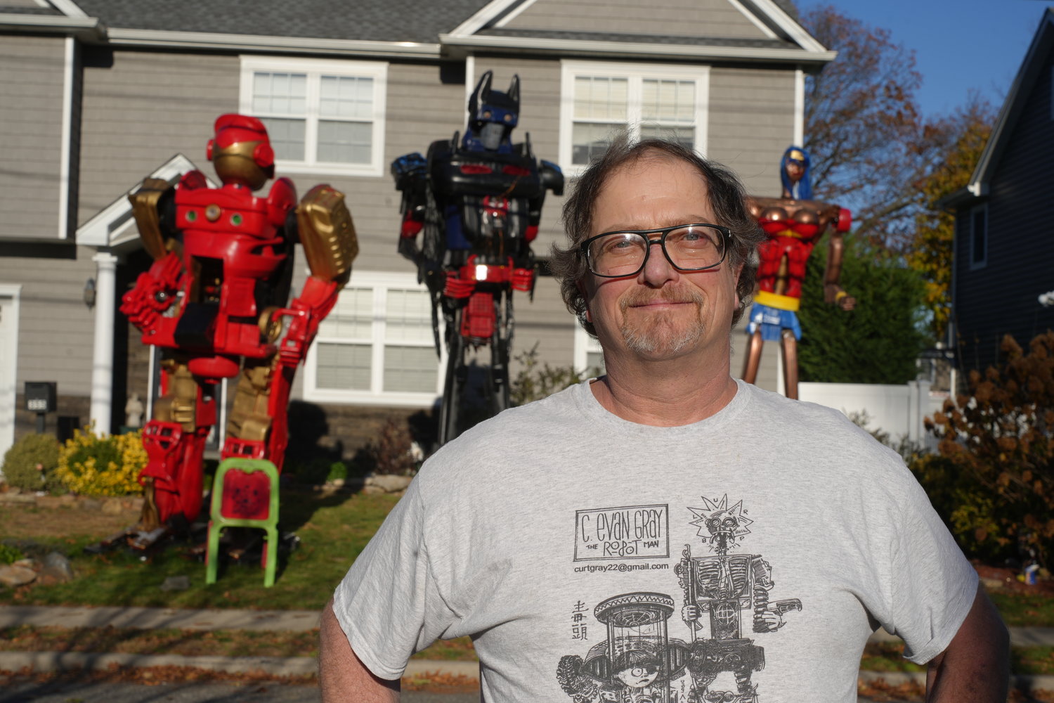 Curt Gray has been creating sculptures since he was a child. After moving to East Meadow in 1998, he decided to take his hobby to another level.