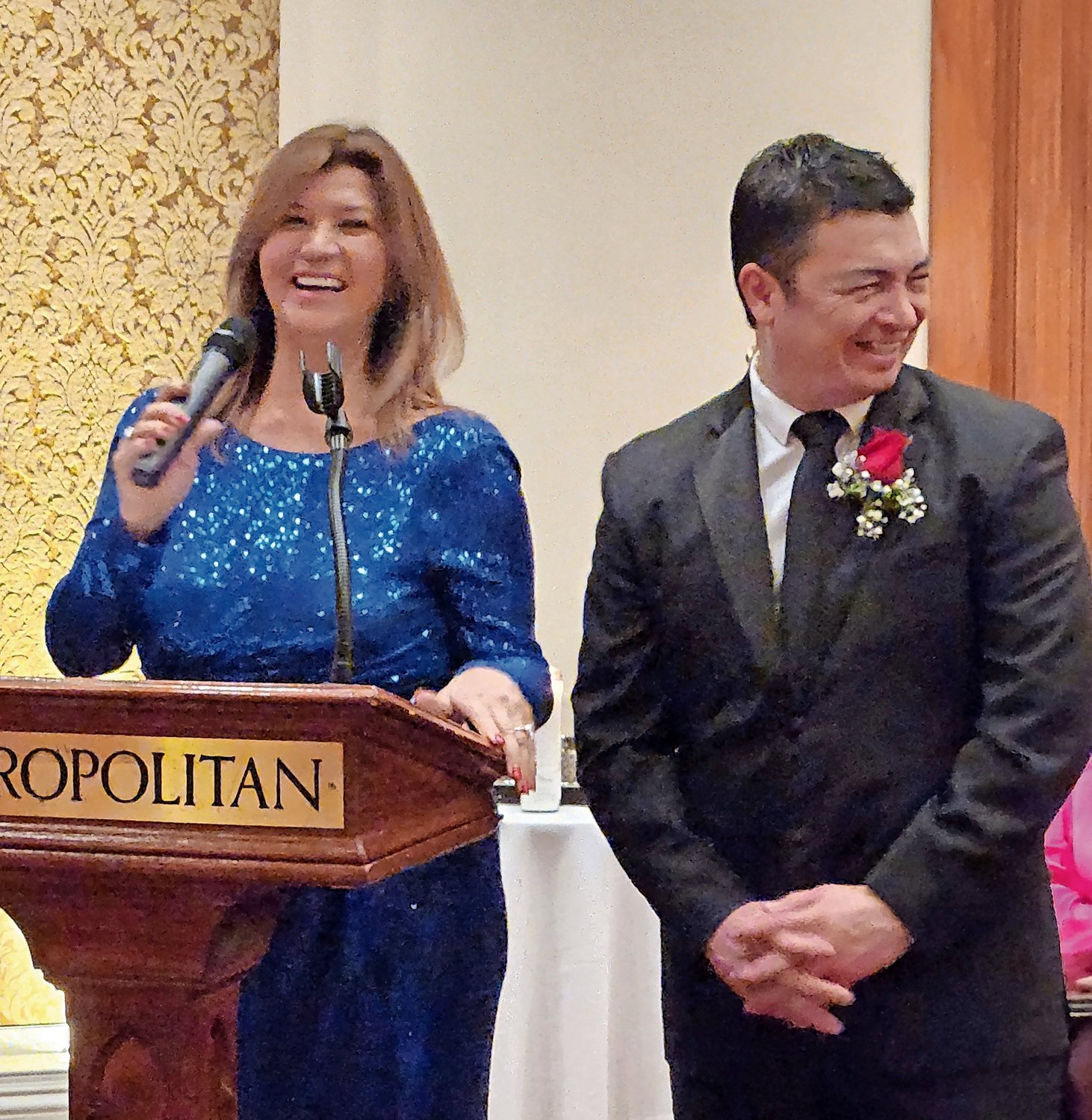 The North Shore Hispanic Chamber of Commerce’s new president, Constanza Pinilla, the first woman to lead the organization, and current President Ever Padilla attended a holiday gala at which notable chamber members were recognized.