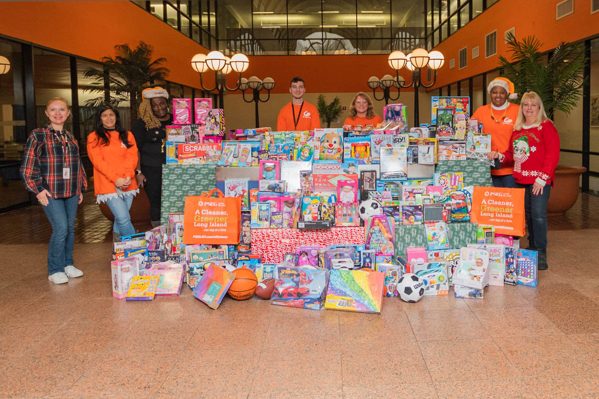 PSEG Long Island’s advocacy program gives back to the local community through volunteerism and charitable actions, such as its annual toy drive, in which employees donated over $1,500 in toys, games and gift cards to families in need.