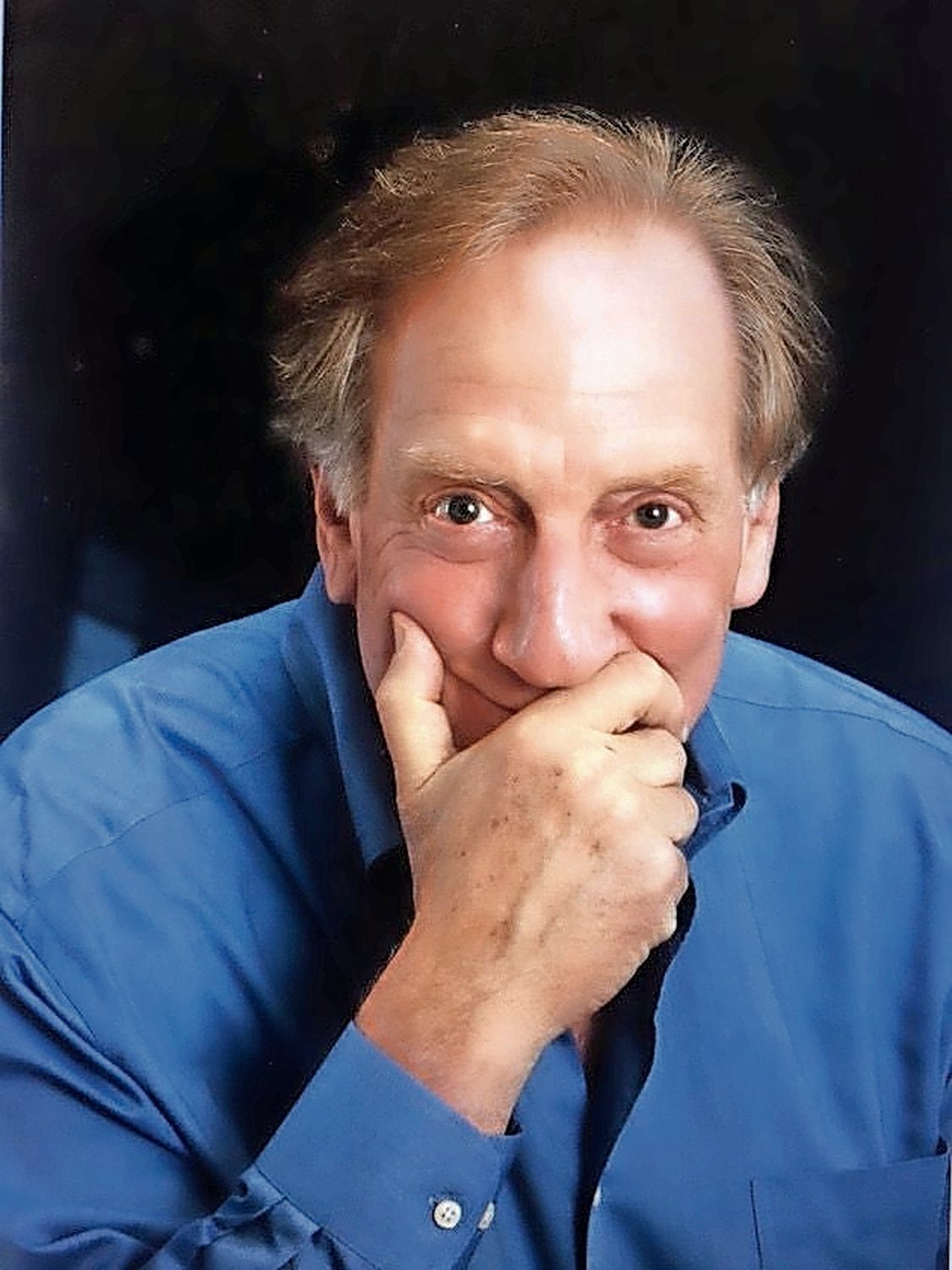Alan zweibel came from Brooklyn originally, before moving to Wantagh and eventually settling in Woodmere. He has received a lifetime comedy award.