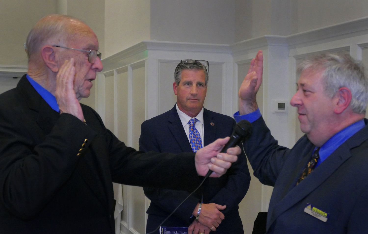 McDonough swore in Reiter for his new term as president.