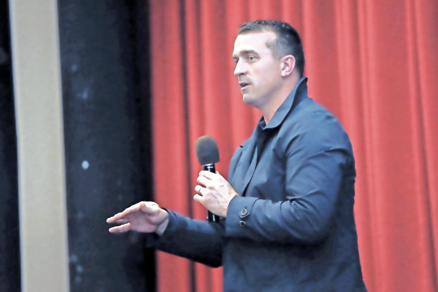 Former NBA player Chris Herren has spoken at schools across Long Island ­— above, in Rockville Centre in 2018 — and around the country.