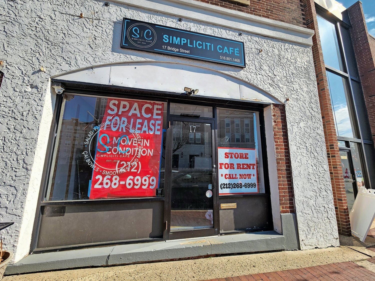 Vacant storefronts in the city’s commercial district might be required to register on the city’s website. Property owners are conflicted about the potential online database, saying they don’t want any additional fees.