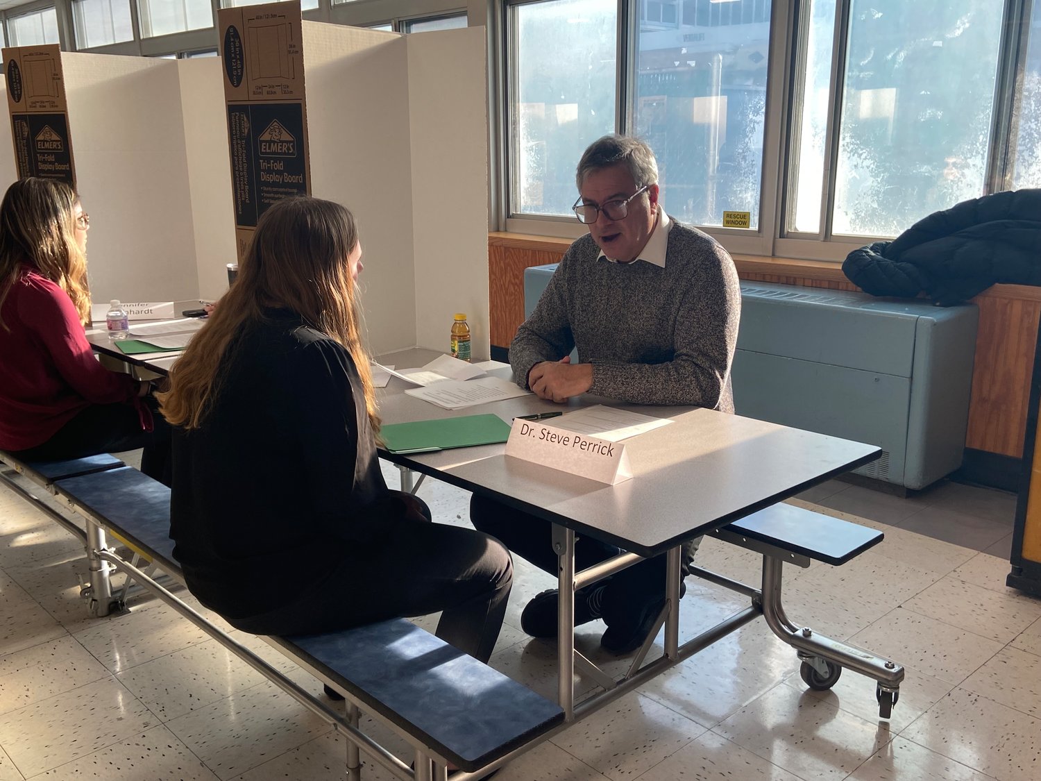 Dr. Steve Perrick interviewed a student in the district’s Academy of Finance program as part of the chamber’s Millie Jones mock interview event on March 3.