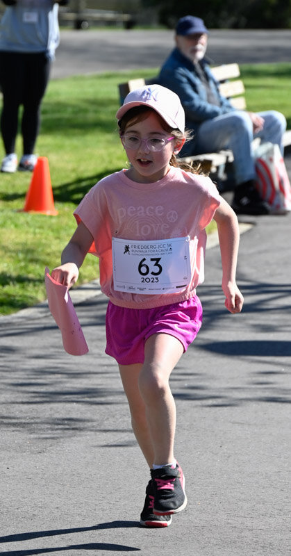 Sarah Paige was the youngest race participant at just 7 years old and she won in the under 10  category.