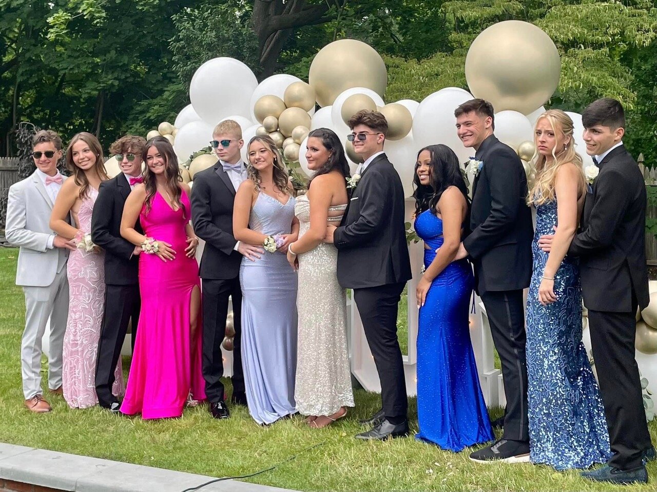 PHOTOS!!!!!! Lynbrook seniors rock prom | Herald Community Newspapers ...