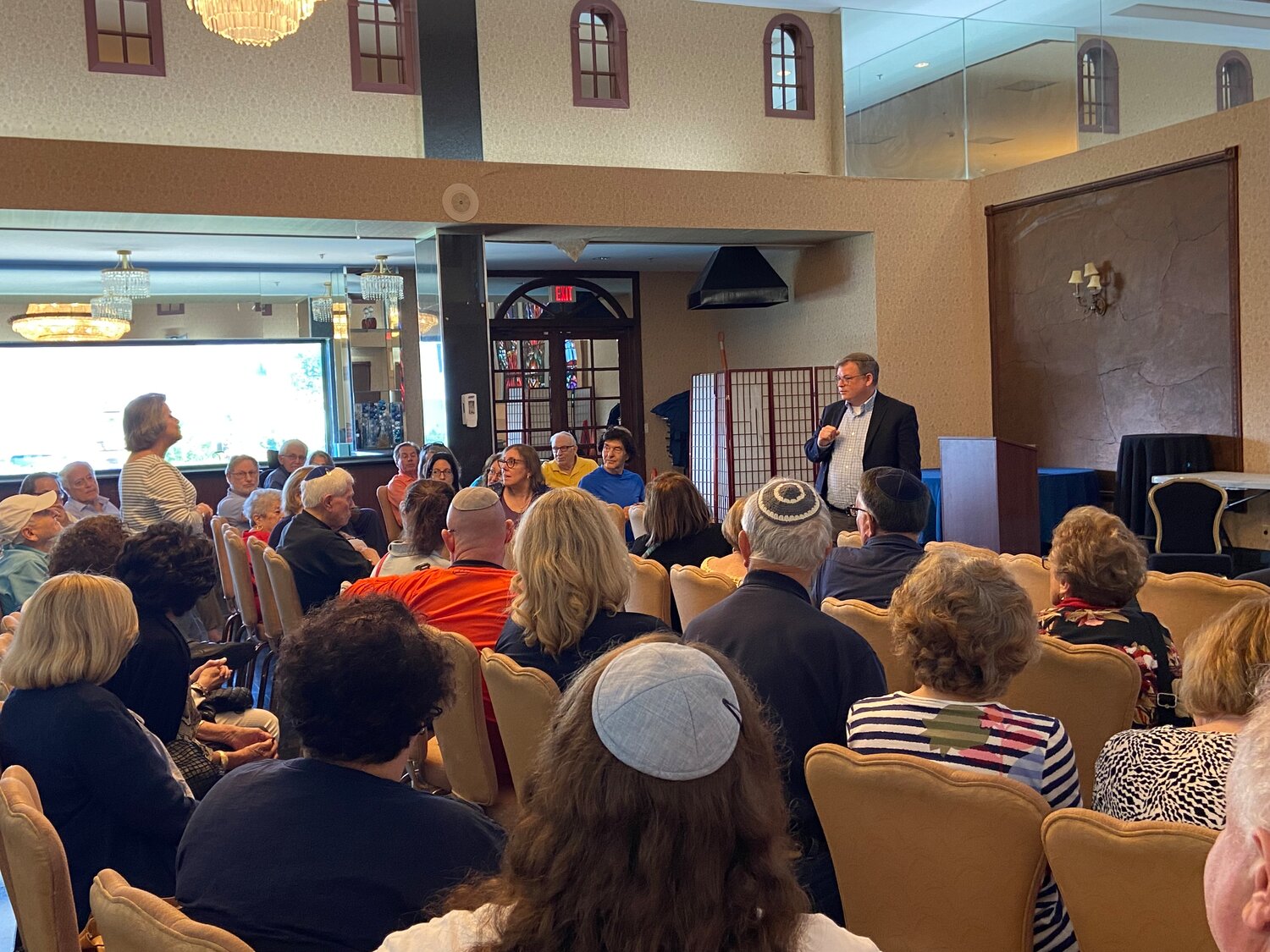 Dave Siegel, executive director of Hofstra University Hillel, talked to attendees about antisemitism on the college campus.