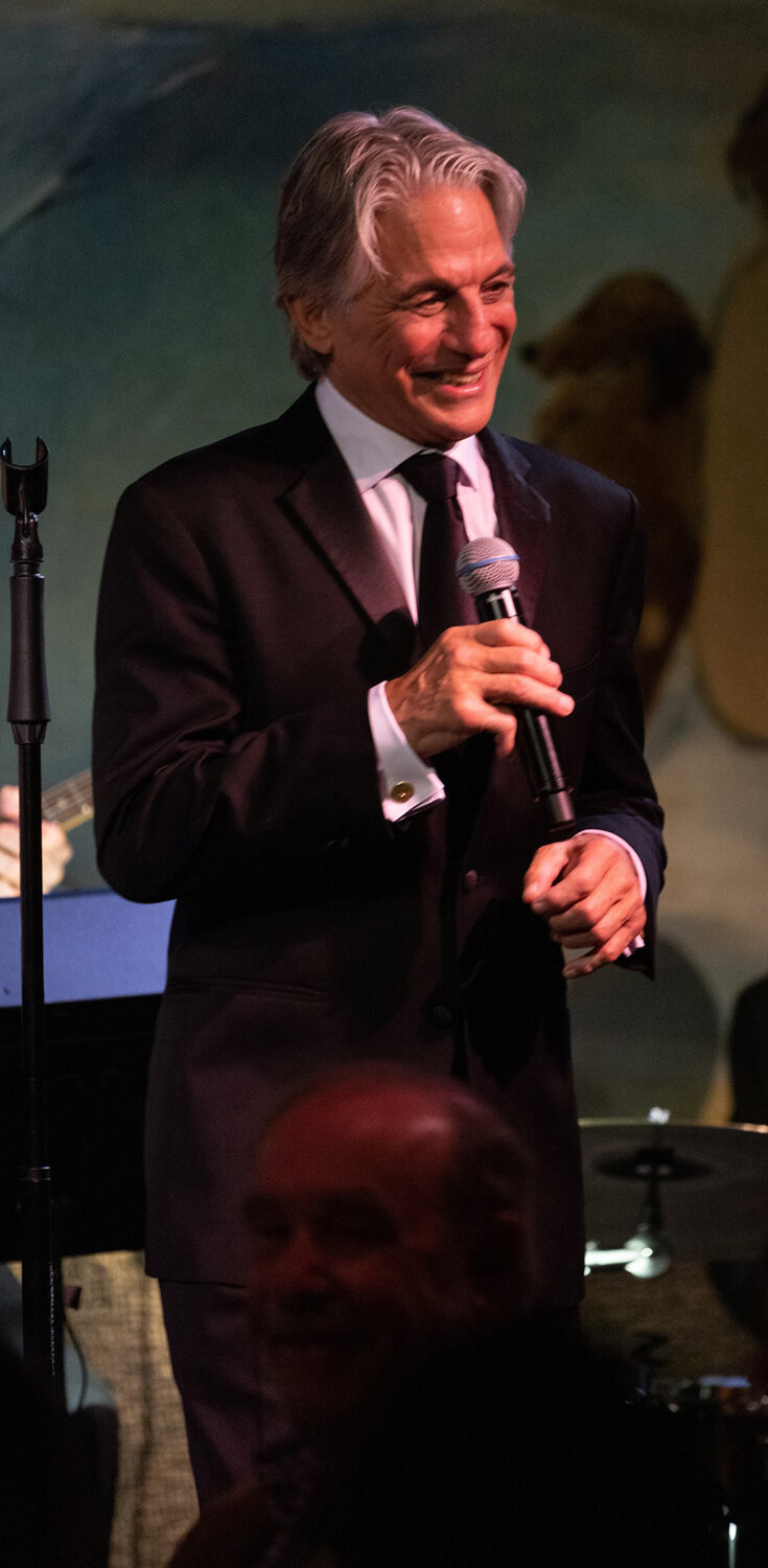 Tony Danza performs a selection of his favorite standards from the Great American Songbook.